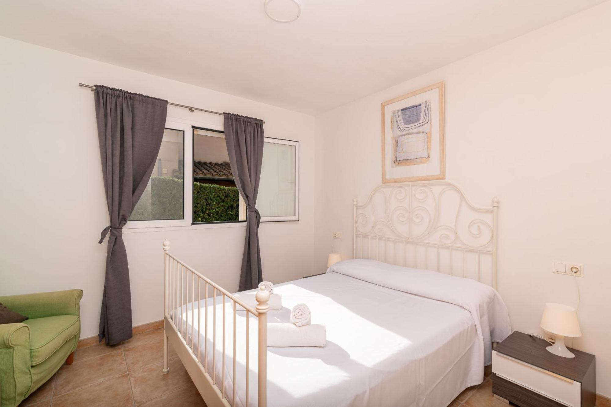 Bonaire Solar 200 By Sealand